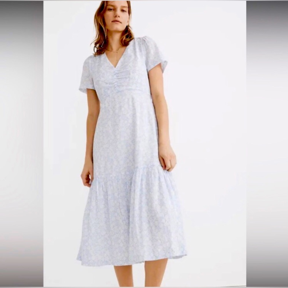 Madewell, size 2, light blue with white floral pattern